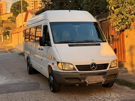 MERCEDES-BENZ SPRINTER 2.2 4025 VAN LUXO 413 RODADO DUPLO 19+1 LUGARES DIESEL 3P MANUAL MERCEDES-BENZ SPRINTER 2.2 4025 VAN LUXO 413 RODADO DUPLO 19+1 LUGARES DIESEL 3P MANUAL